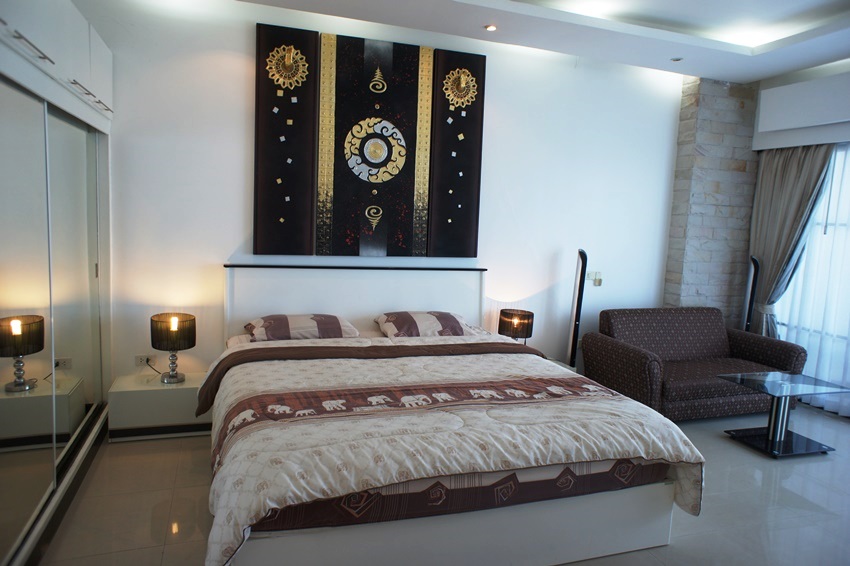 Top floor luxury studio unit for RENT&SALE, VIEWTALAY 5 C